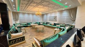 magnifique appartement de 250m2 dans villa avec piscine